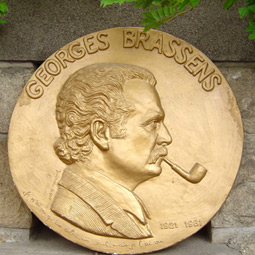 Brassens, médaille